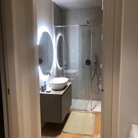 Exclusive Luxury Modern Center With Private Garage Apartamento Milão